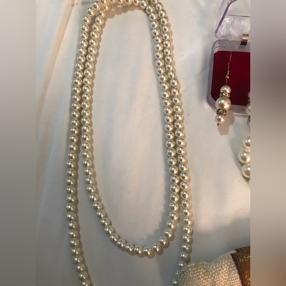 Pearl jewelry set (necklace, bracelet and earrings) - Picture 3 of 4